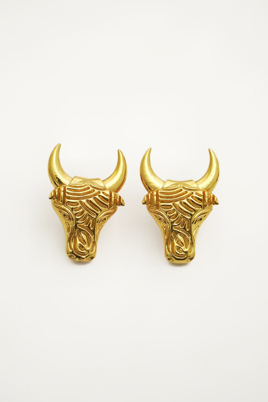 Bull Studs