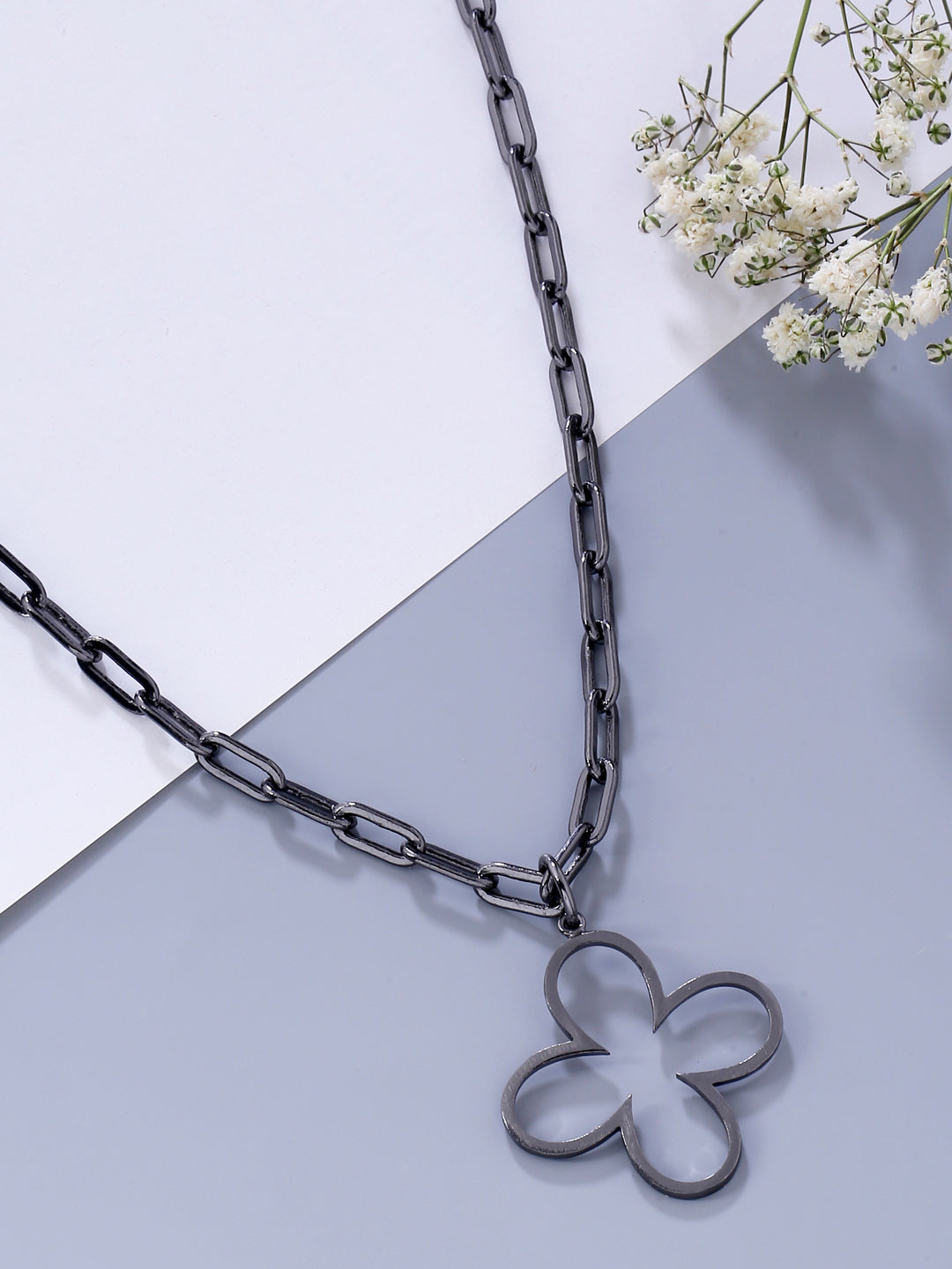 Bud Necklace - Black