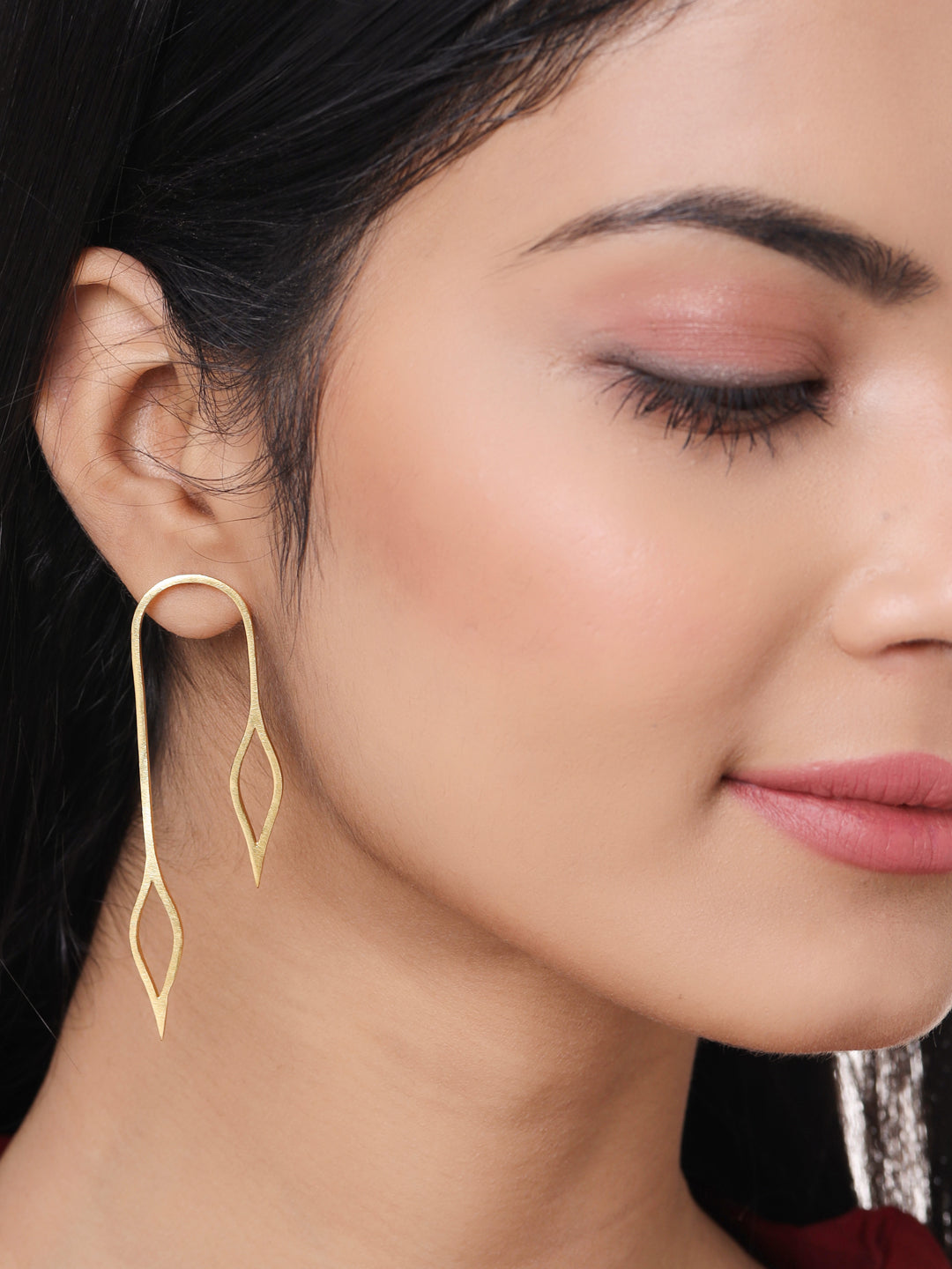 Foliage Earrings - Golden