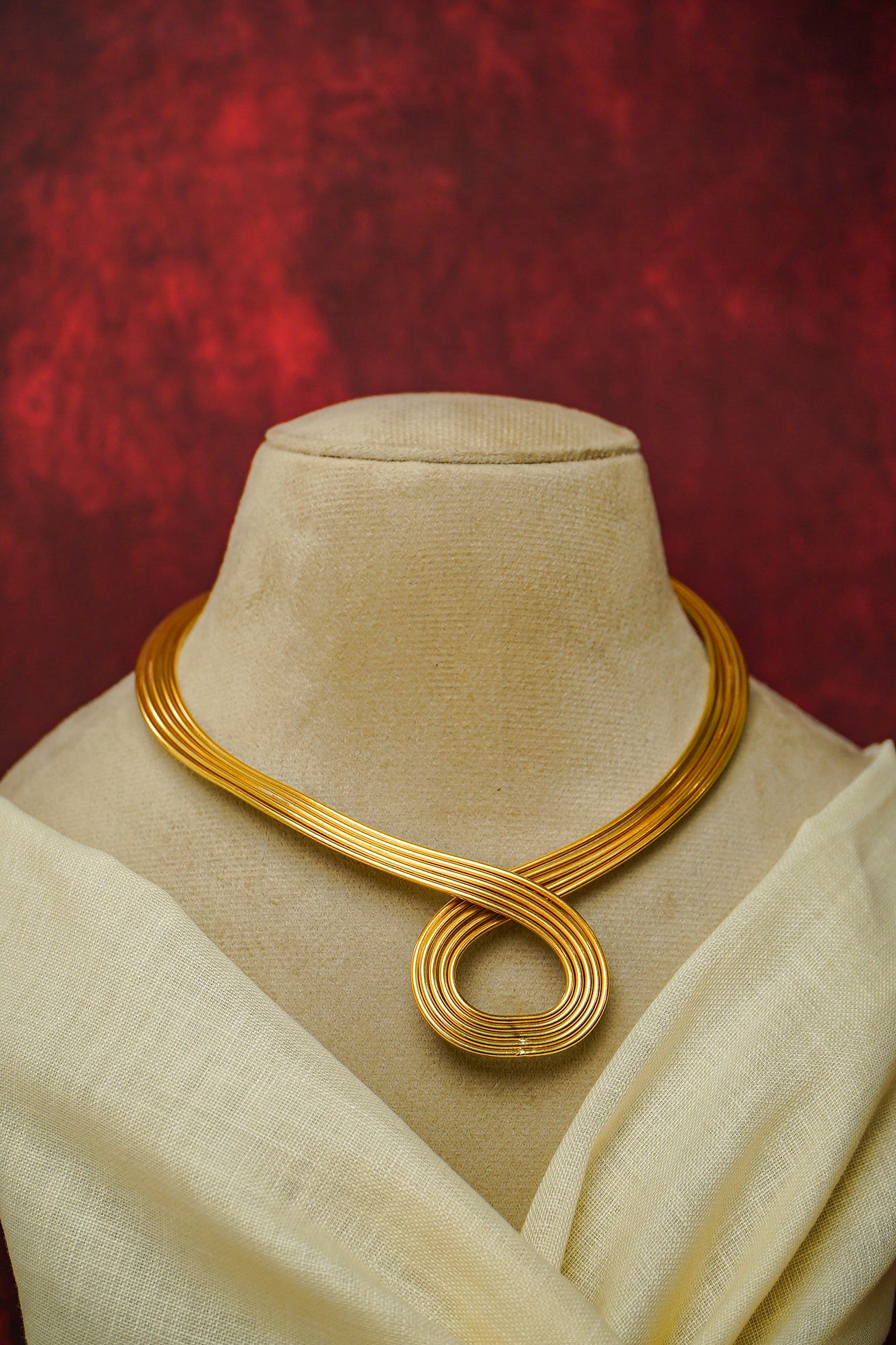 Serpentine Hasli Choker