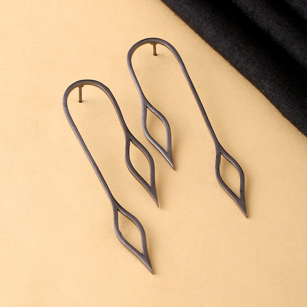 Foliage Earrings - Black