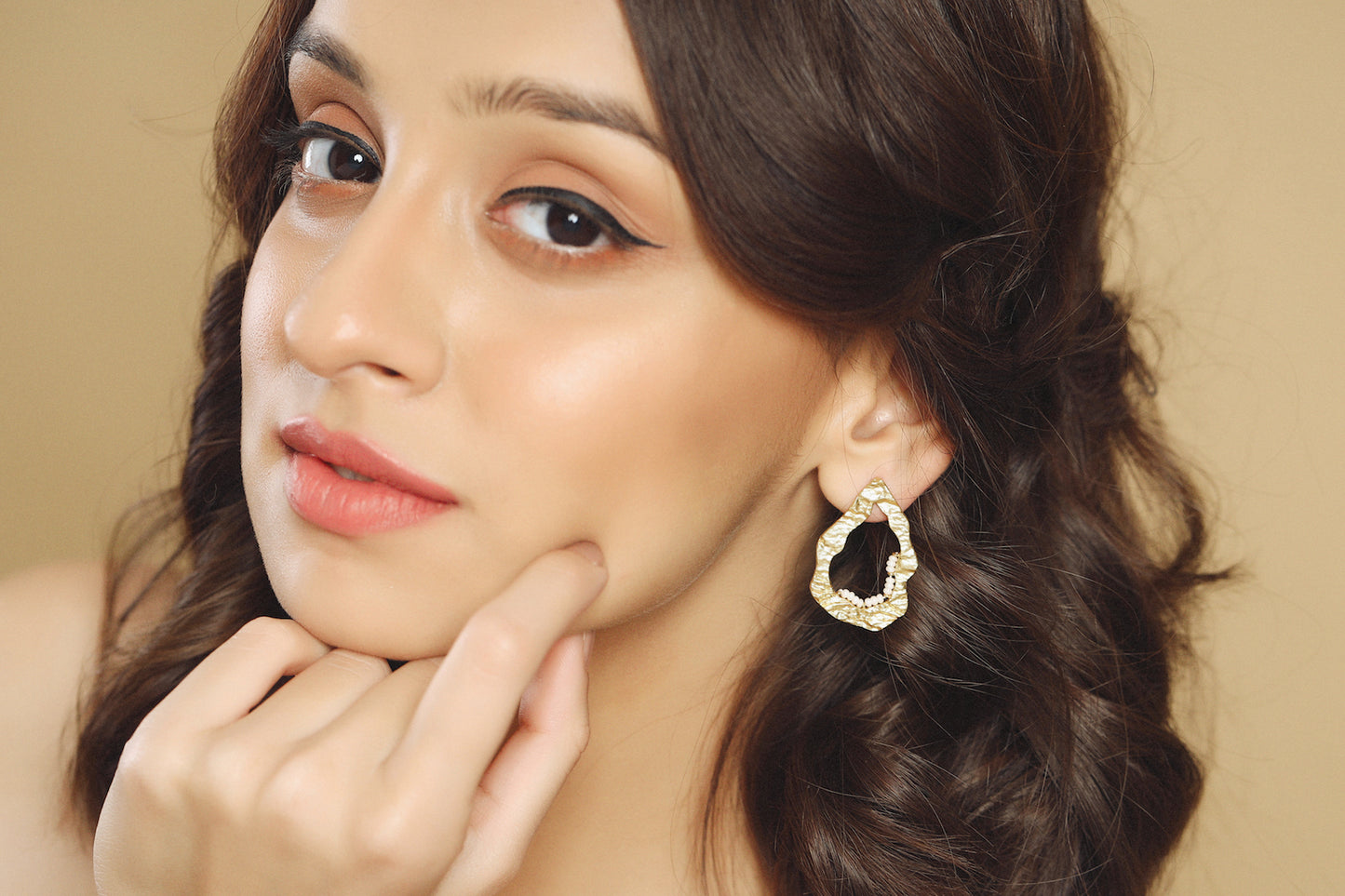 Victoria Studs - Gold