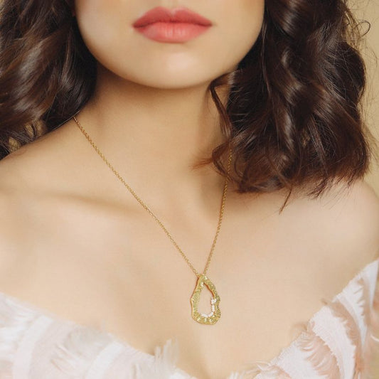 Victoria Necklace - Gold