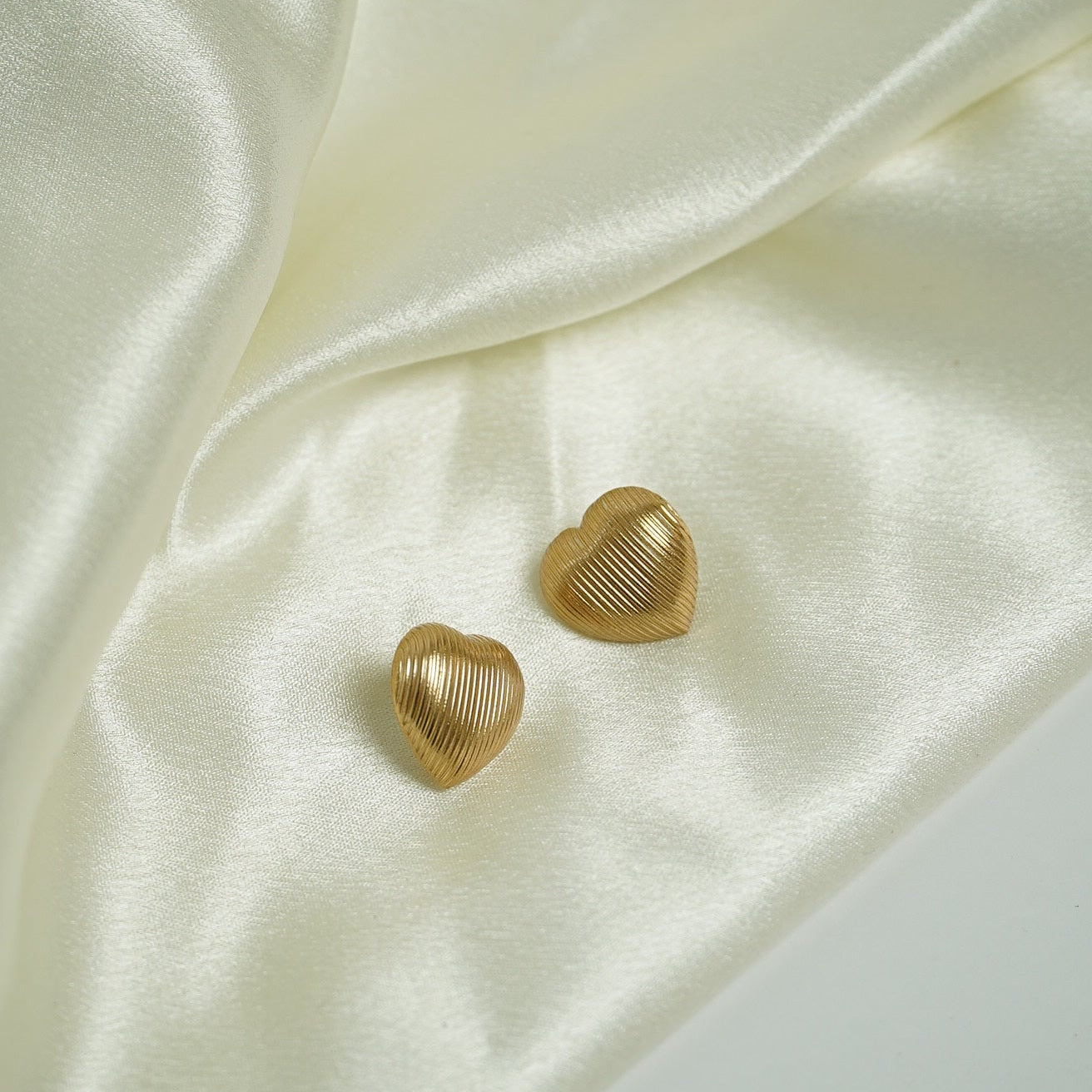 Heart Studs Big