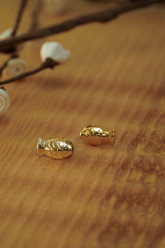Fish Studs