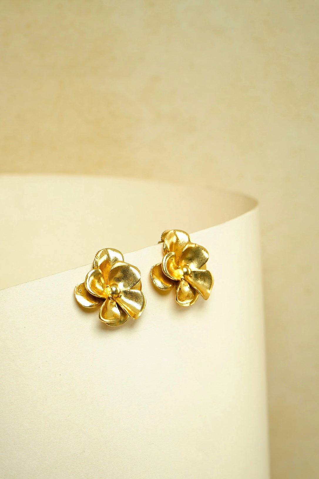 Pansy Studs