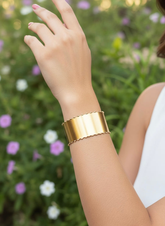 Lunaire Cuff