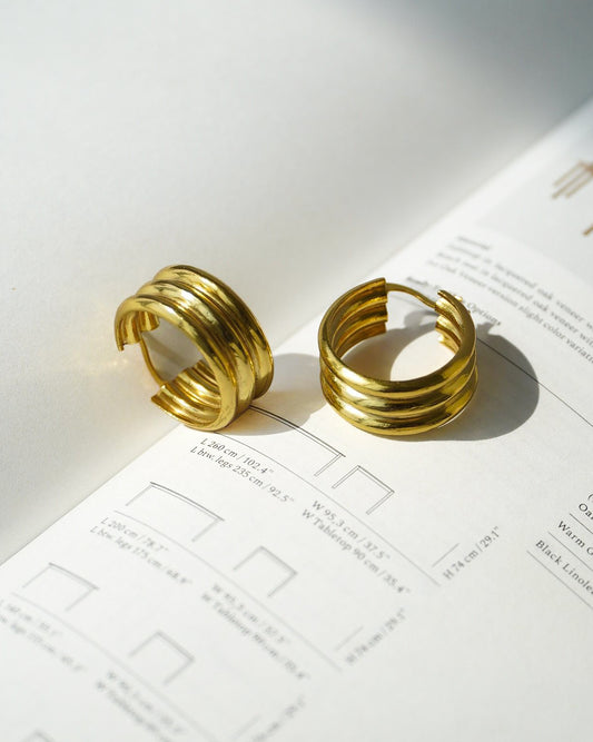 Zoya Hoops
