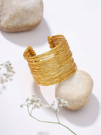 Nova Cuff