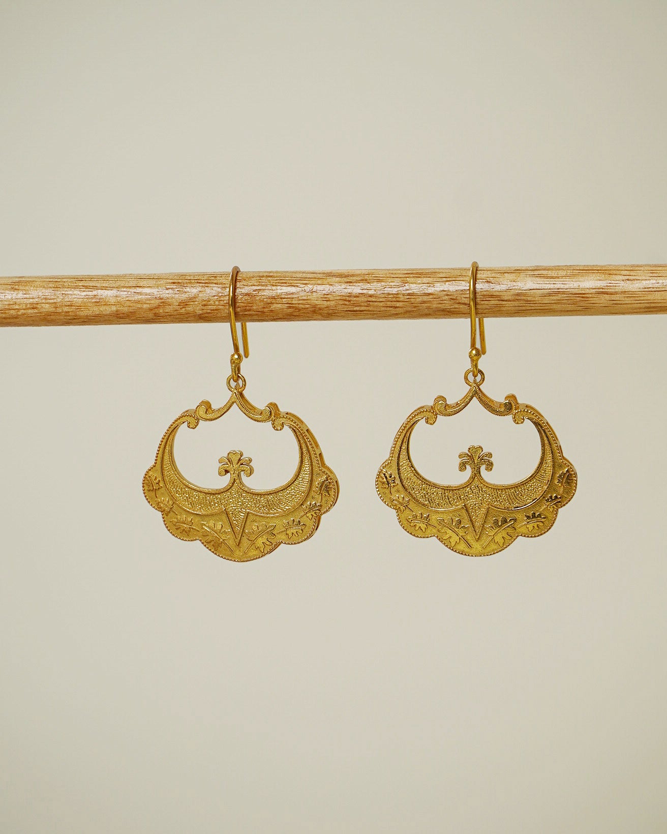 Costa Earrings