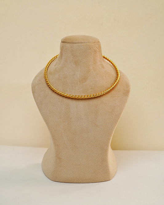 Twine Hasli Choker