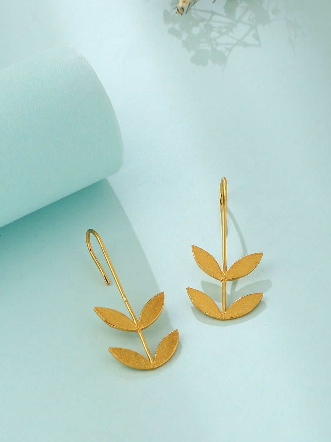 Leaf Earrings - Golden